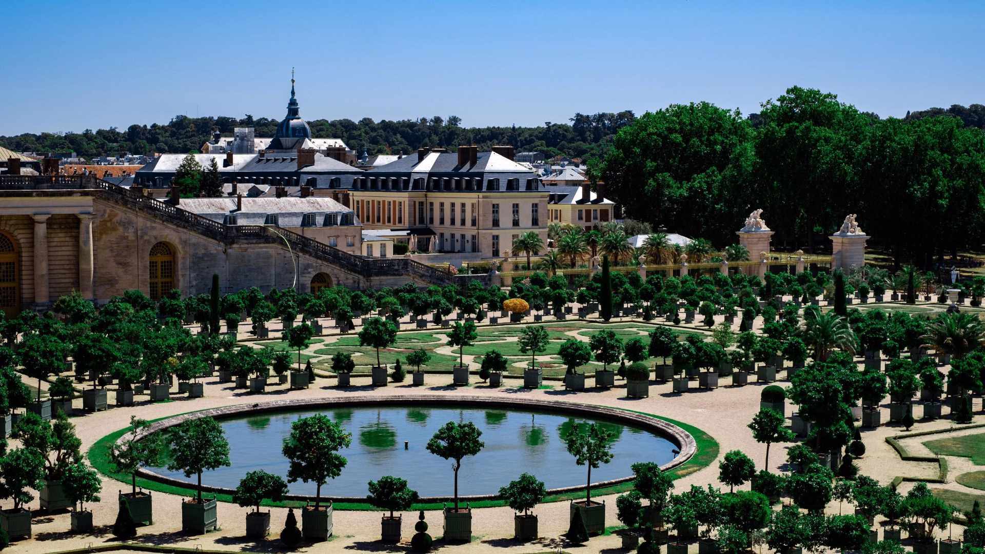 The 10 Most Beautiful Villages and Towns Near Paris